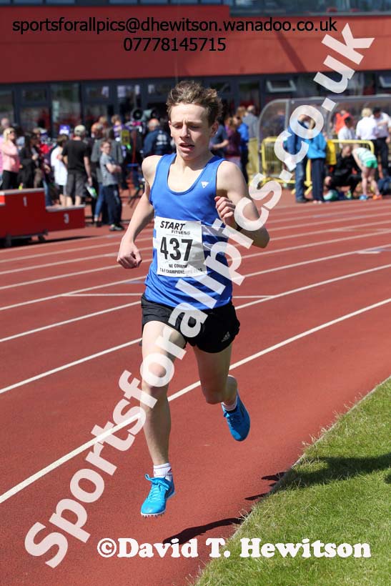 Mens under-17s, North East Track and Field Champs., Gateshead. Photo: David T. Hewitson/Sports for All Pics